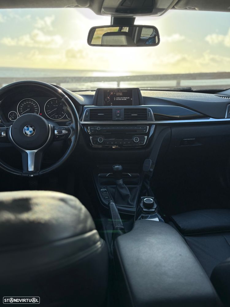 BMW 320 d Line Sport - 18