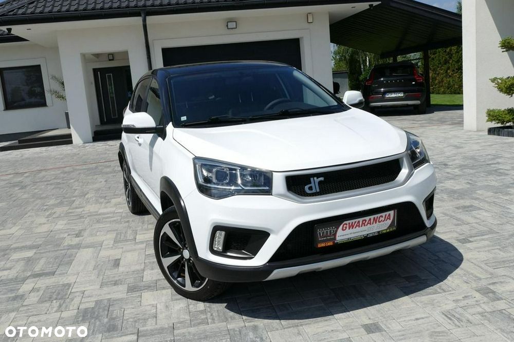 Volkswagen T-Roc - 18