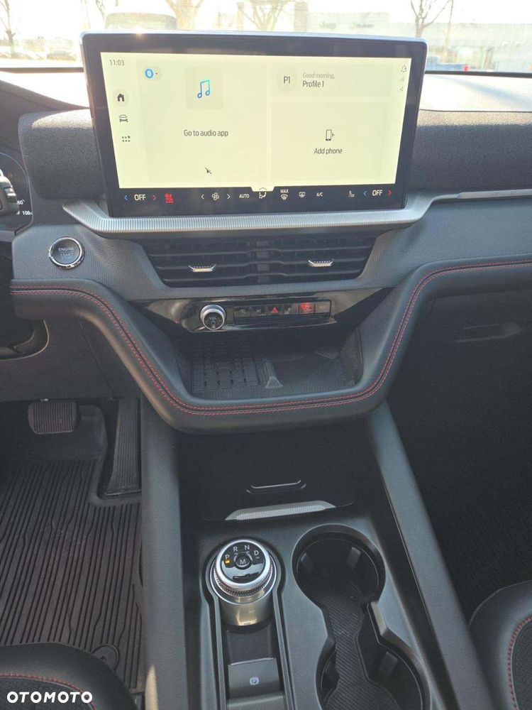 Ford Explorer EcoBoost Plug-in Hybrid ST-LINE - 4