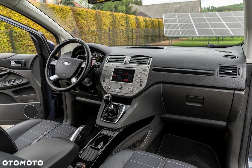 Ford Kuga 2.0 TDCi 4WD Titanium Plus - 26
