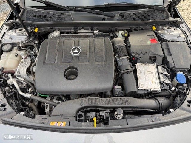Mercedes-Benz CLA 180 - 5