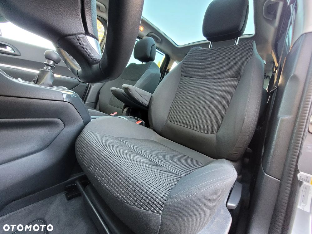 Peugeot 5008 BlueHDi 150 Allure - 13