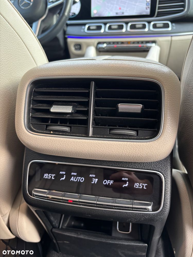 Mercedes-Benz GLE - 13