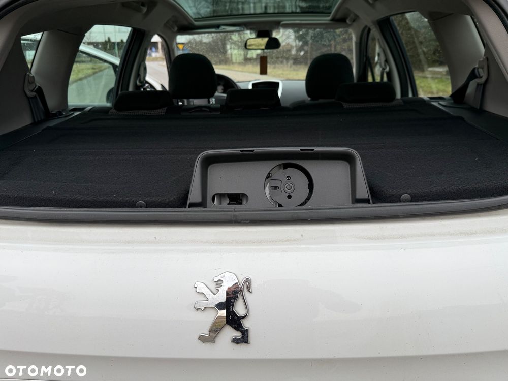 Peugeot 207 - 26