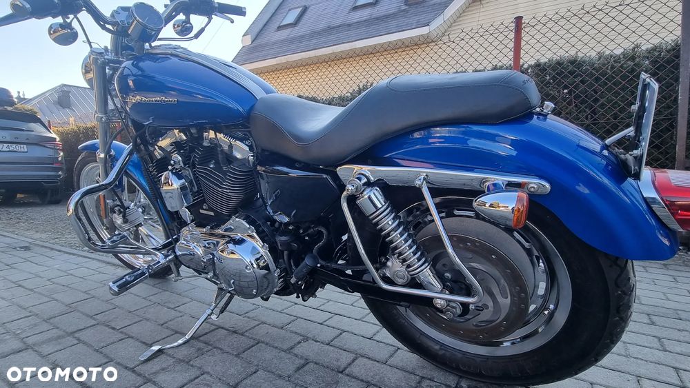 Harley-Davidson Sportster Custom 1200C - 5