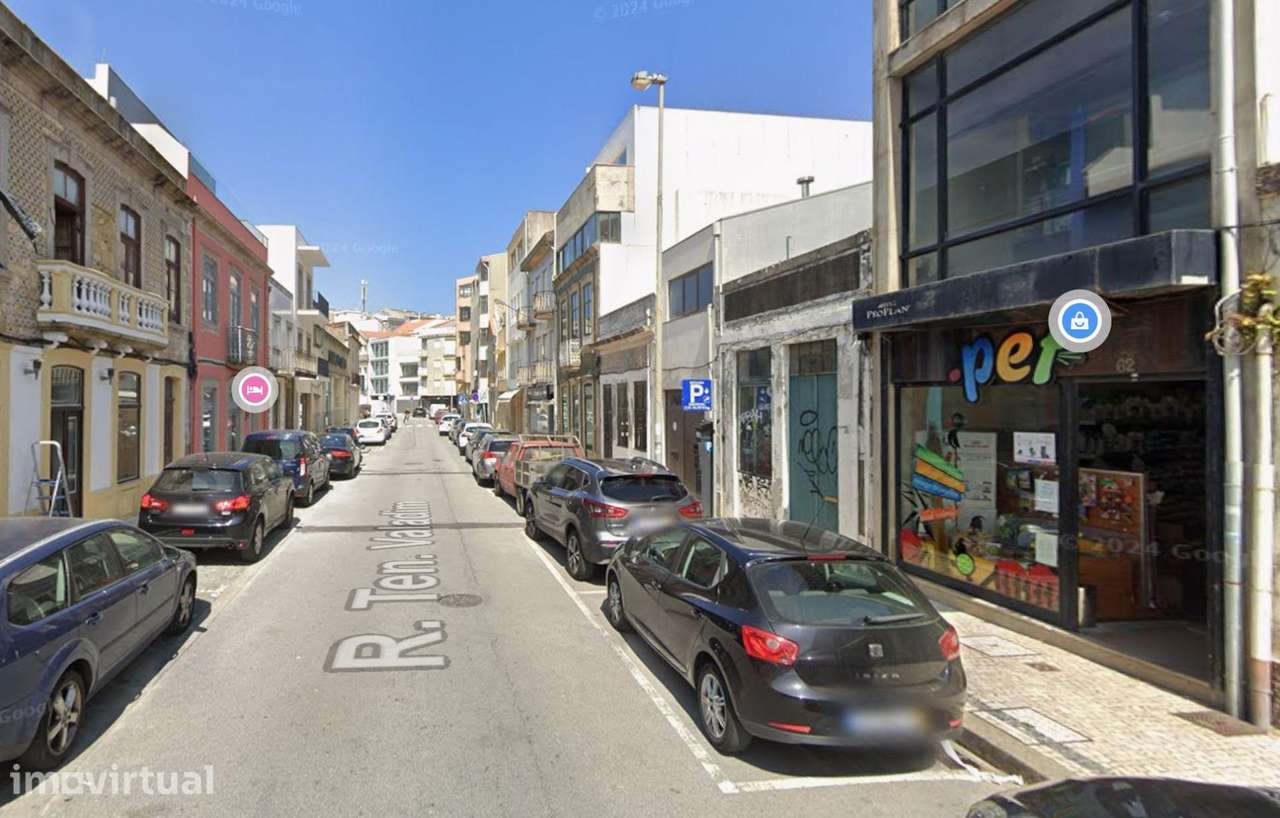 Moradia Centenária (Rua da Junqueira) + Moradia (Rua Tenente Valadim) - Grande imagem: 3/9