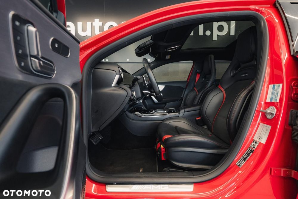 Mercedes-Benz Klasa A 35 AMG 4-Matic 7G-DCT - 14