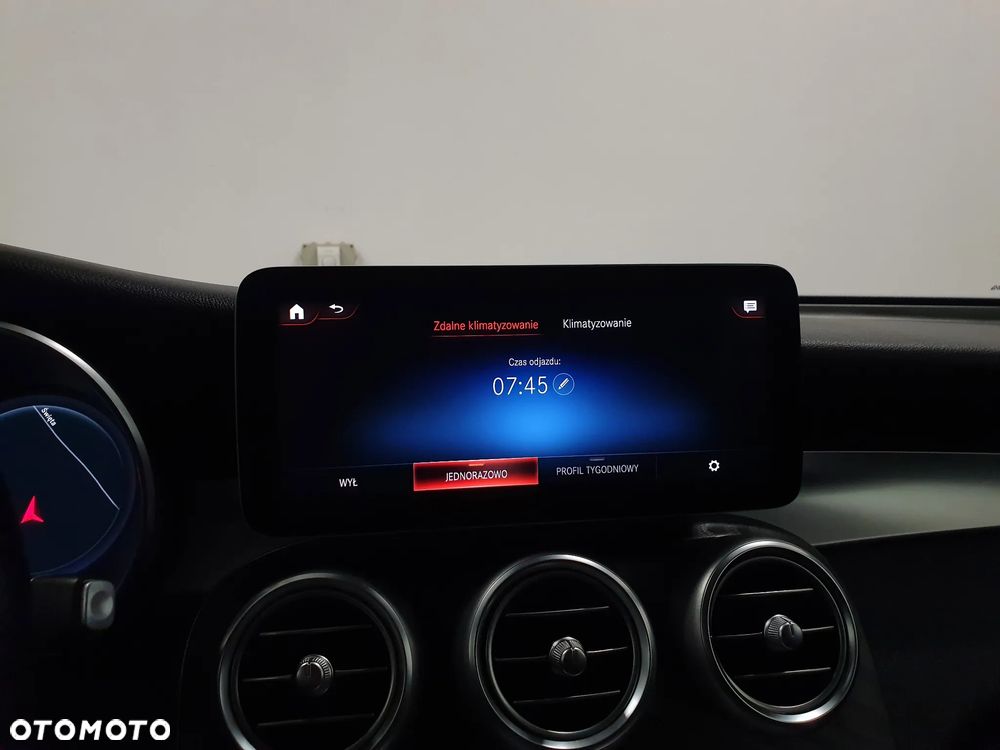 Mercedes-Benz GLC 300 de 4Matic 9G-TRONIC AMG Line Plus - 20