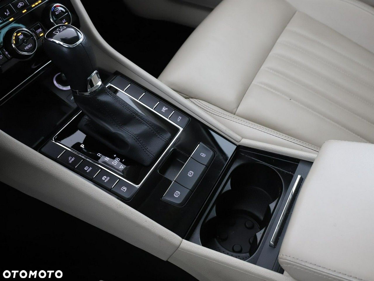 Skoda Superb 1.4 TSI Plug-In Hybrid L&K DSG - 28
