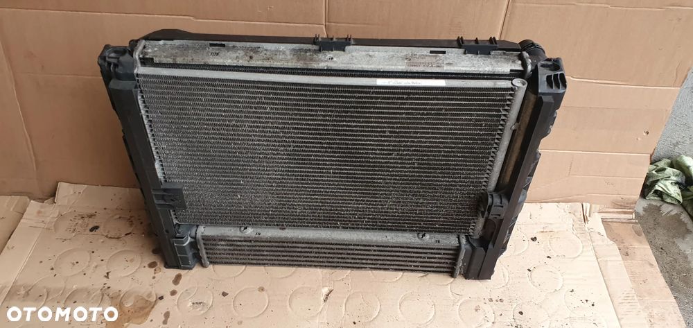 Pas przedni chłodnice wentylator BMW I E87 2.0D 7561711 7801993 - 1