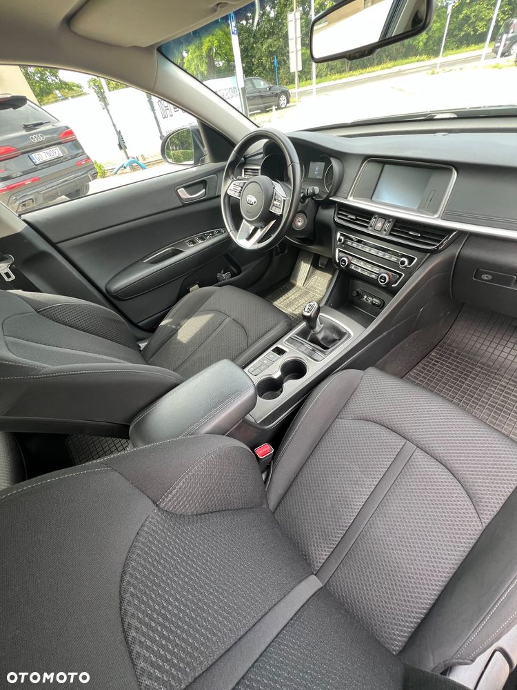 Kia Optima - 10