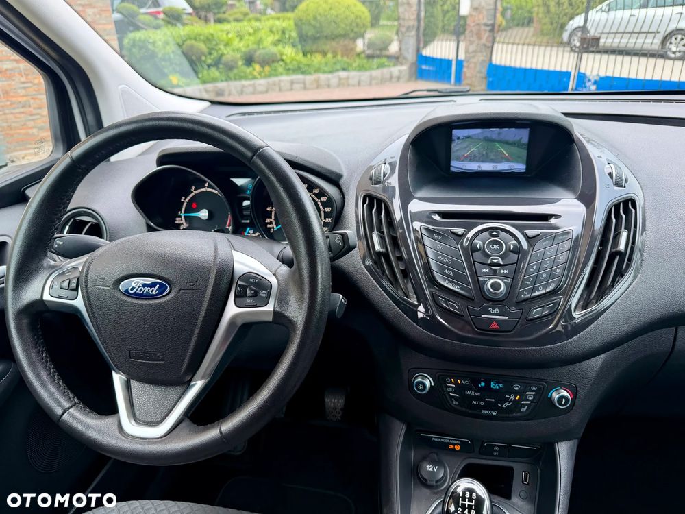 Ford Tourneo Courier 1.0 EcoBoost S&S Titanium - 5