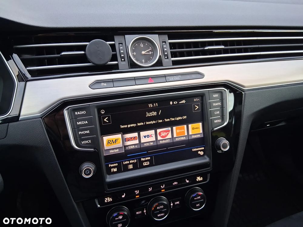 Volkswagen Passat 1.4 TSI BMT ACT Highline - 26