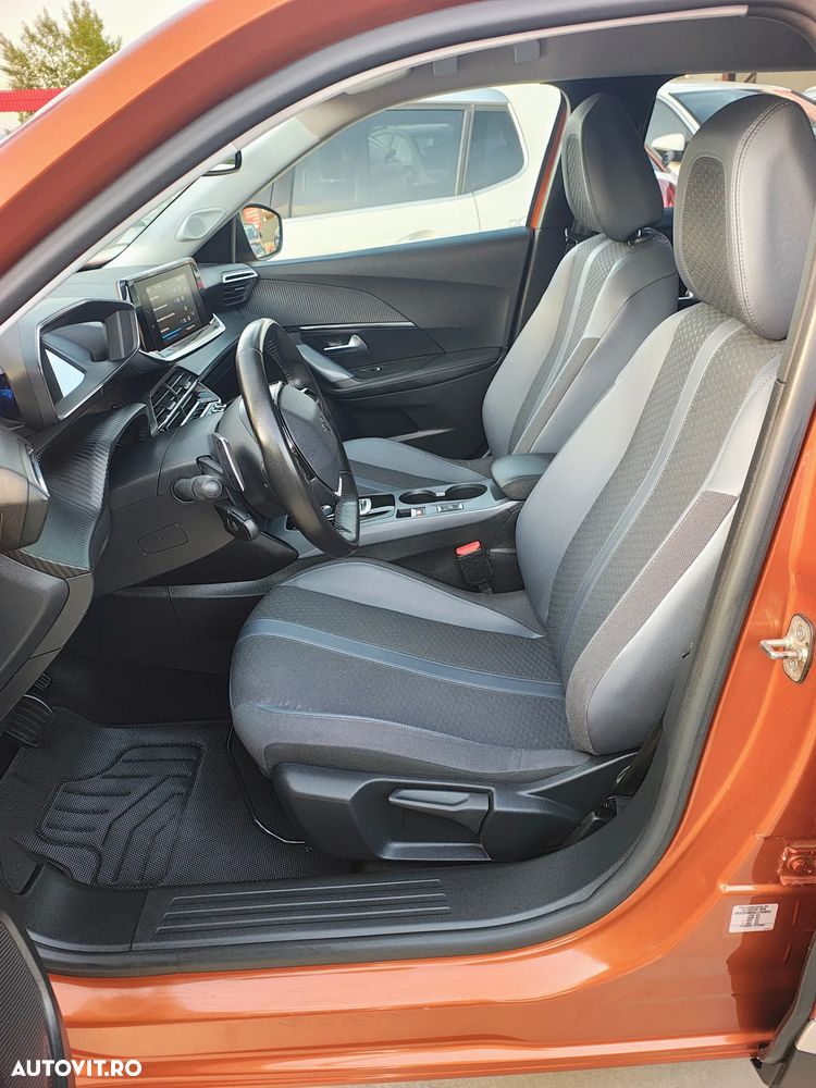 Peugeot 2008 PureTech 130 Stop&Start EAT6 Allure - 25