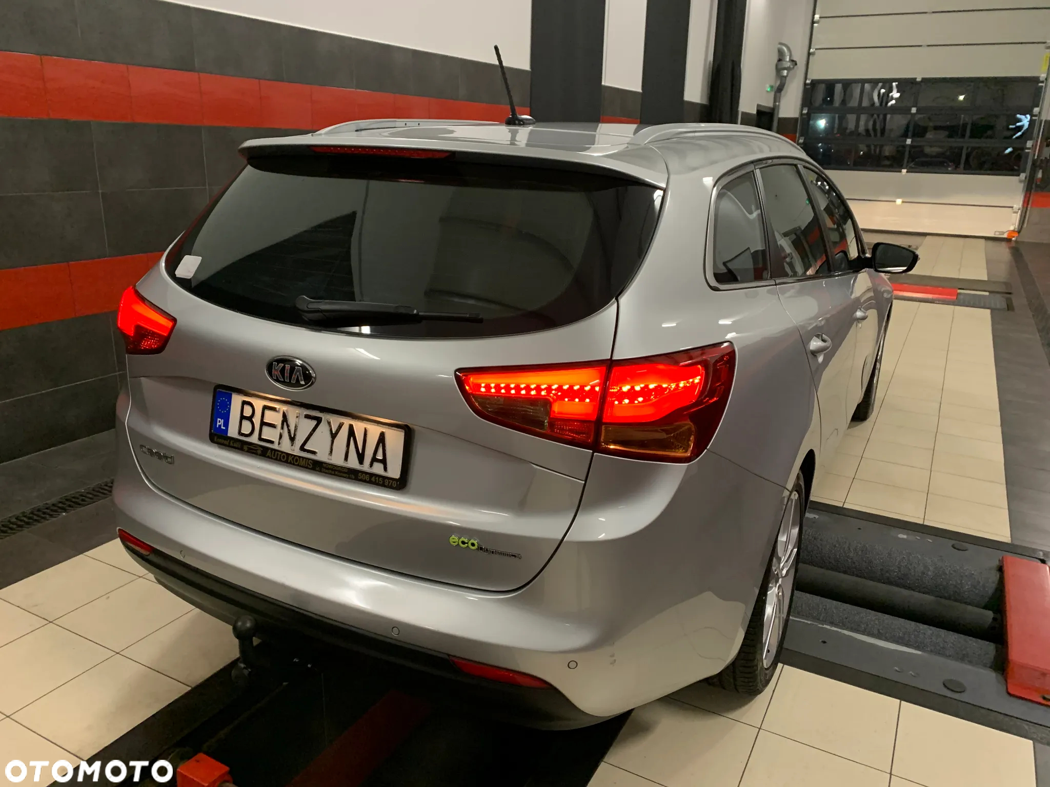 Kia Ceed Cee'd 1.6 GDI XL - 8