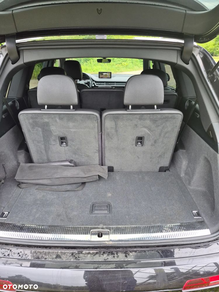Audi Q7 - 8
