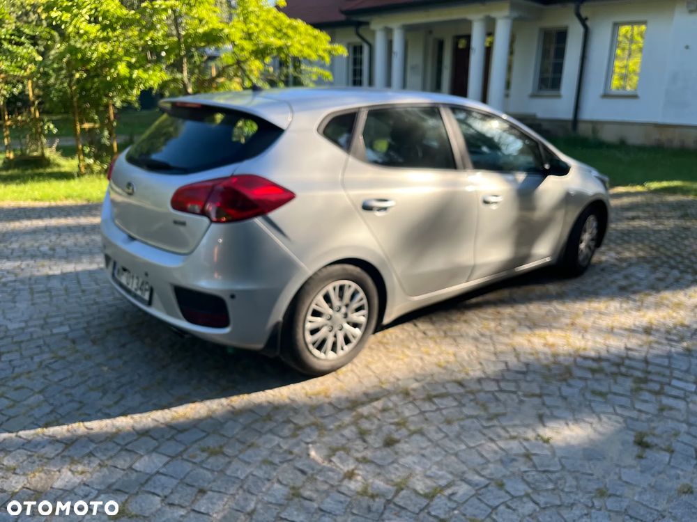 Kia Ceed 1.6 CRDi L DCT - 1