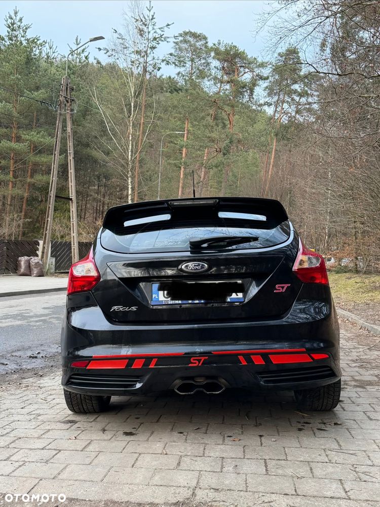 Ford Focus ST - 4