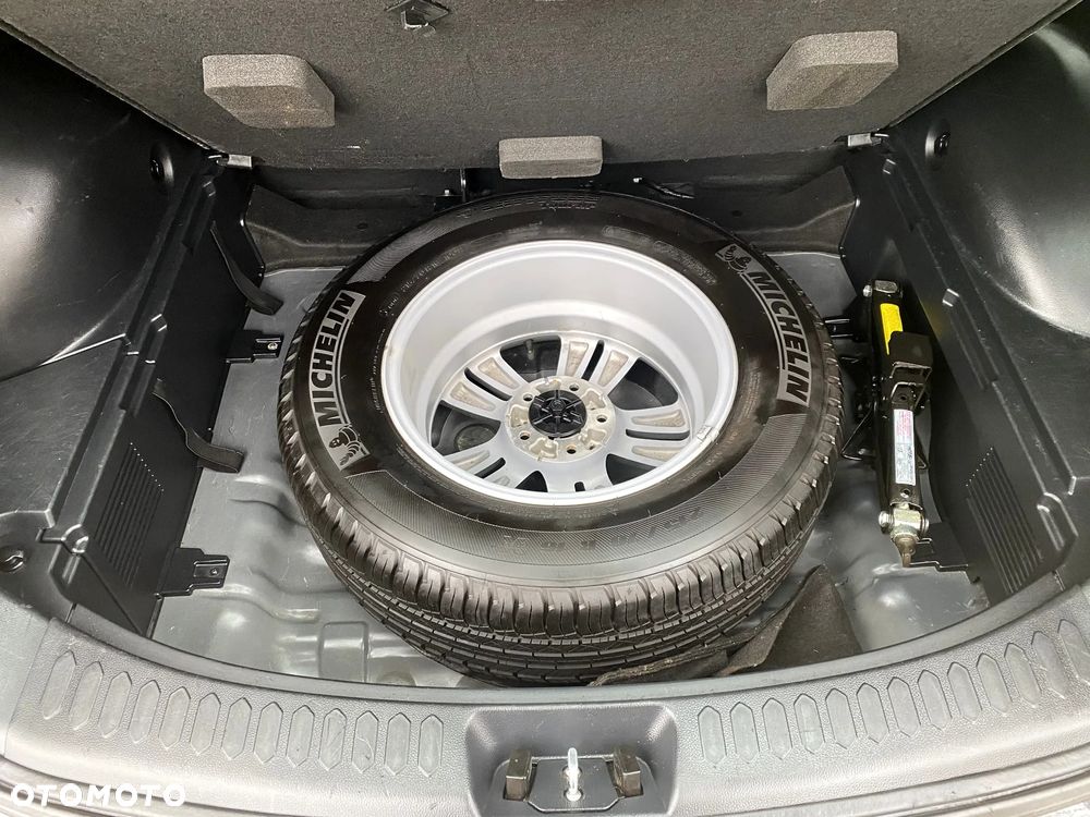 Kia Sportage 2.0 CVVT 2WD Attract - 22