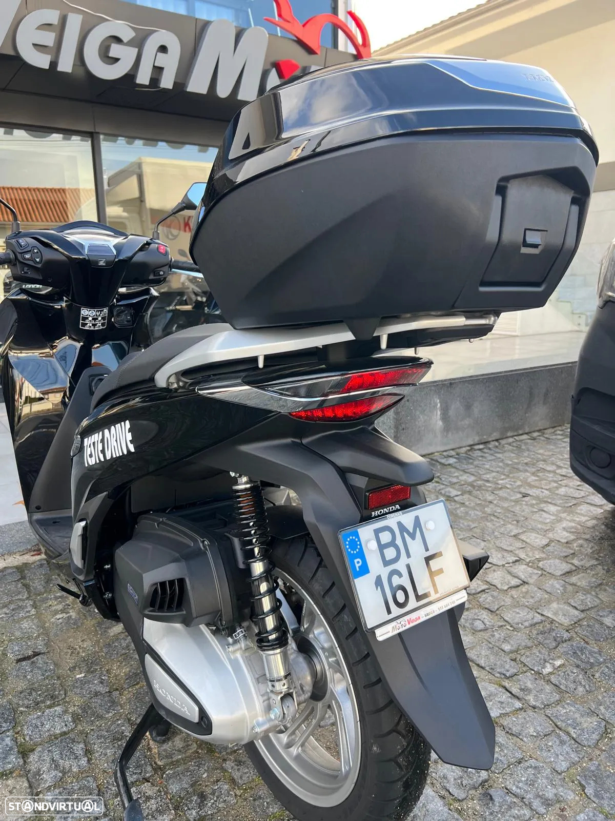 Honda SH 350 - 3