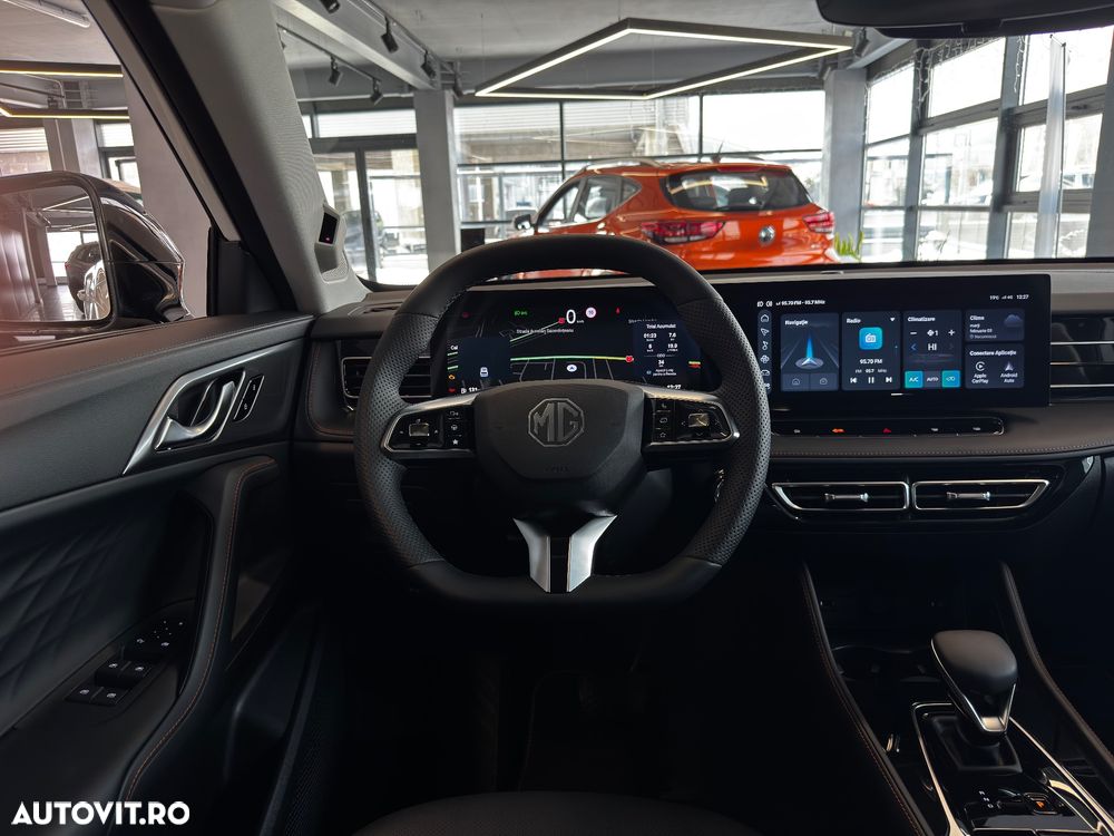 MG HS 1.5 T-GDi HEV Exclusive - 11