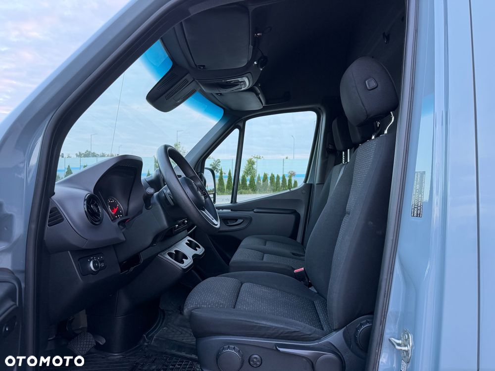 Mercedes-Benz Sprinter 319 CDI - 9