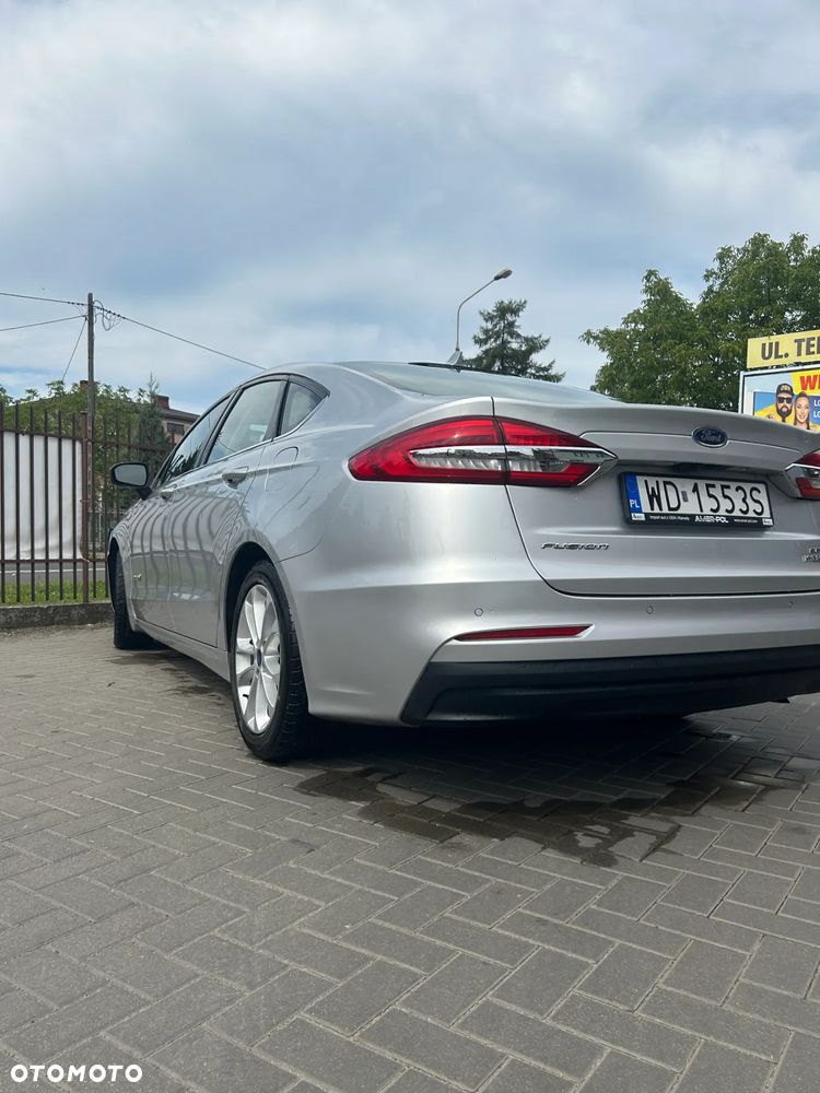 Ford Fusion - 14