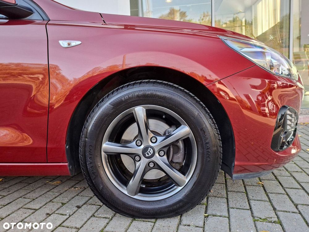Hyundai i30 1.5 DPI Classic + - 11
