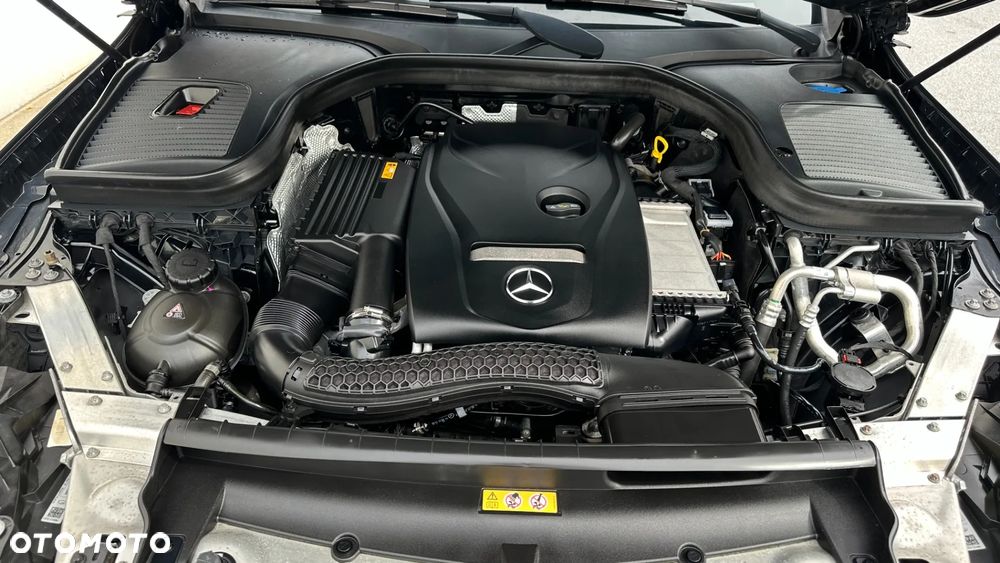 Mercedes-Benz GLC 300 4Matic 9G-TRONIC - 29