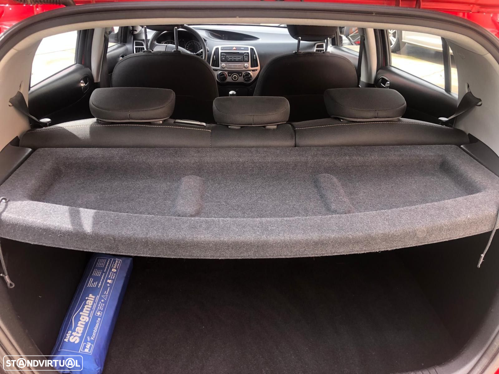 Hyundai i20 - 20