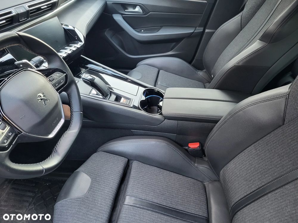 Peugeot 508 BlueHDi 130 EAT8 Allure Business-Paket - 38