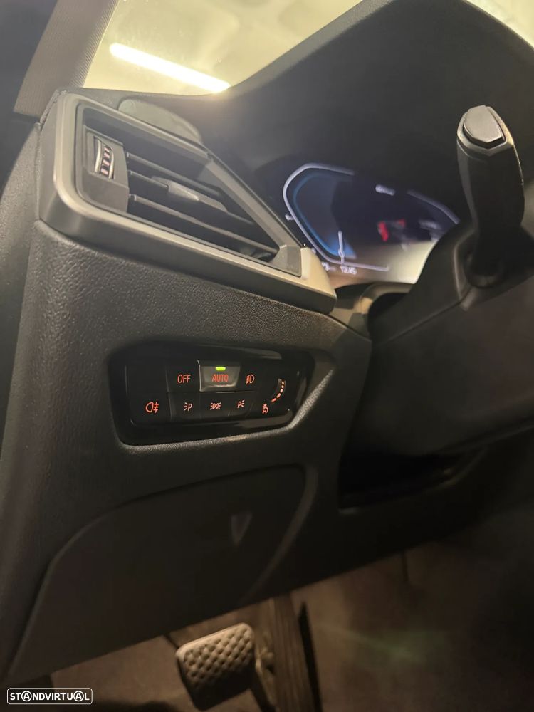 BMW 330 e Aut. Advantage - 13