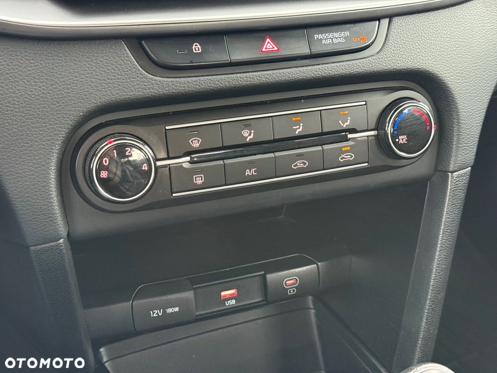 Kia Ceed 1.5 T-GDI S - 12