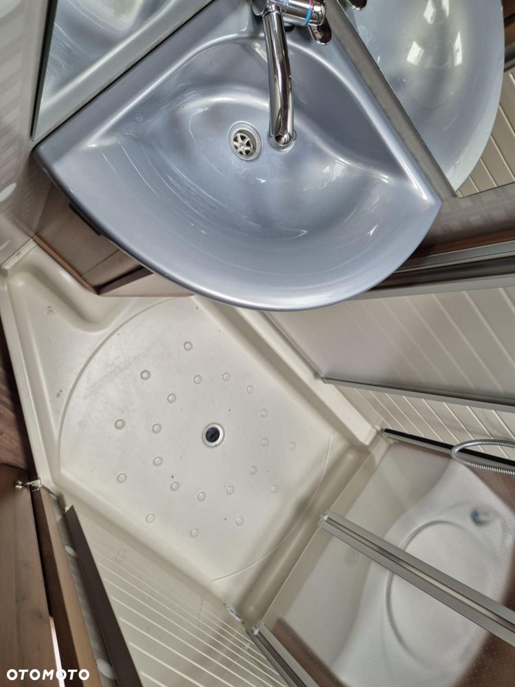 Burstner 465 Averso - 12