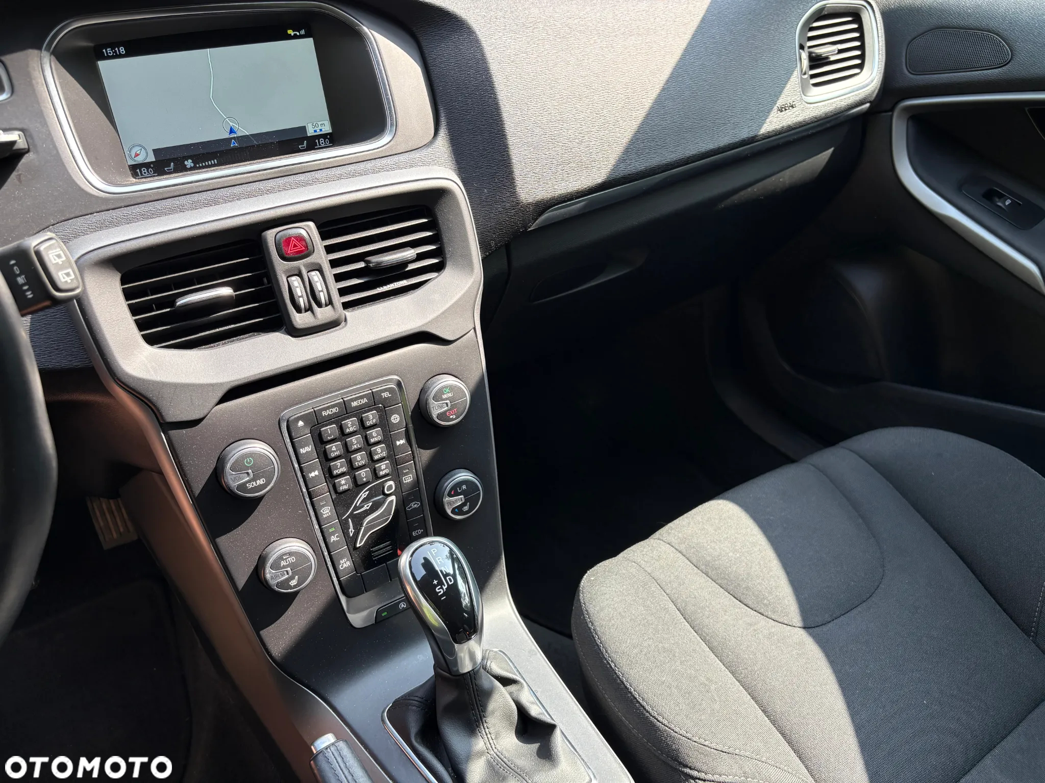 Volvo V40 - 14