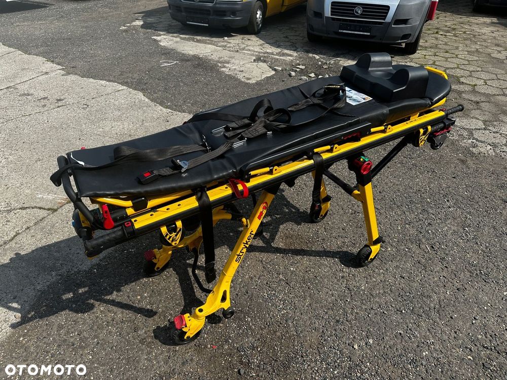 Nosze ratownicze transportowe STRYKER M1 M-1 - 2
