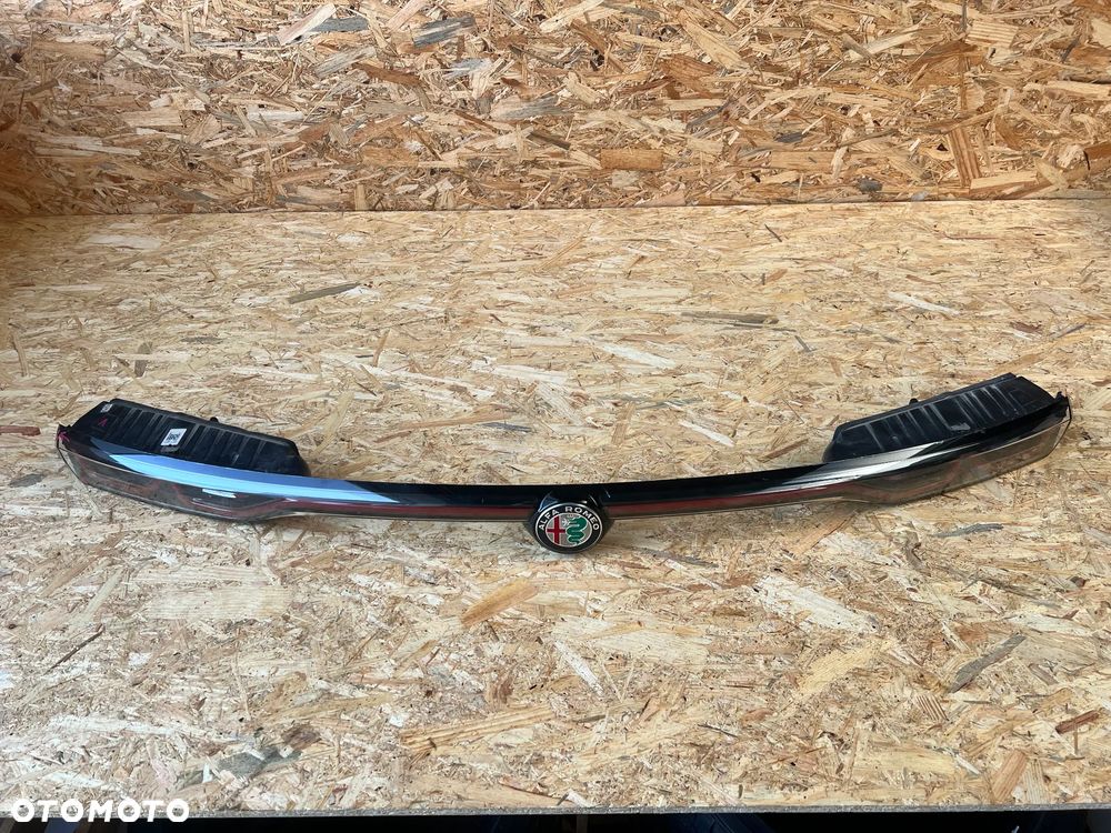LAMPA TYLNA BLENDA w klapę Led ALFA ROMEO TONALE Europa 20925999