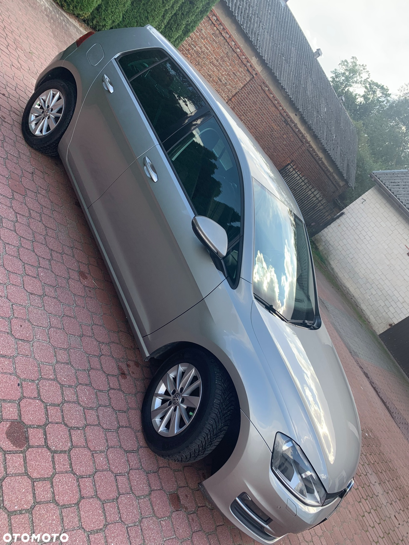 Volkswagen Golf 1.6 BlueTDI Comfortline - 4