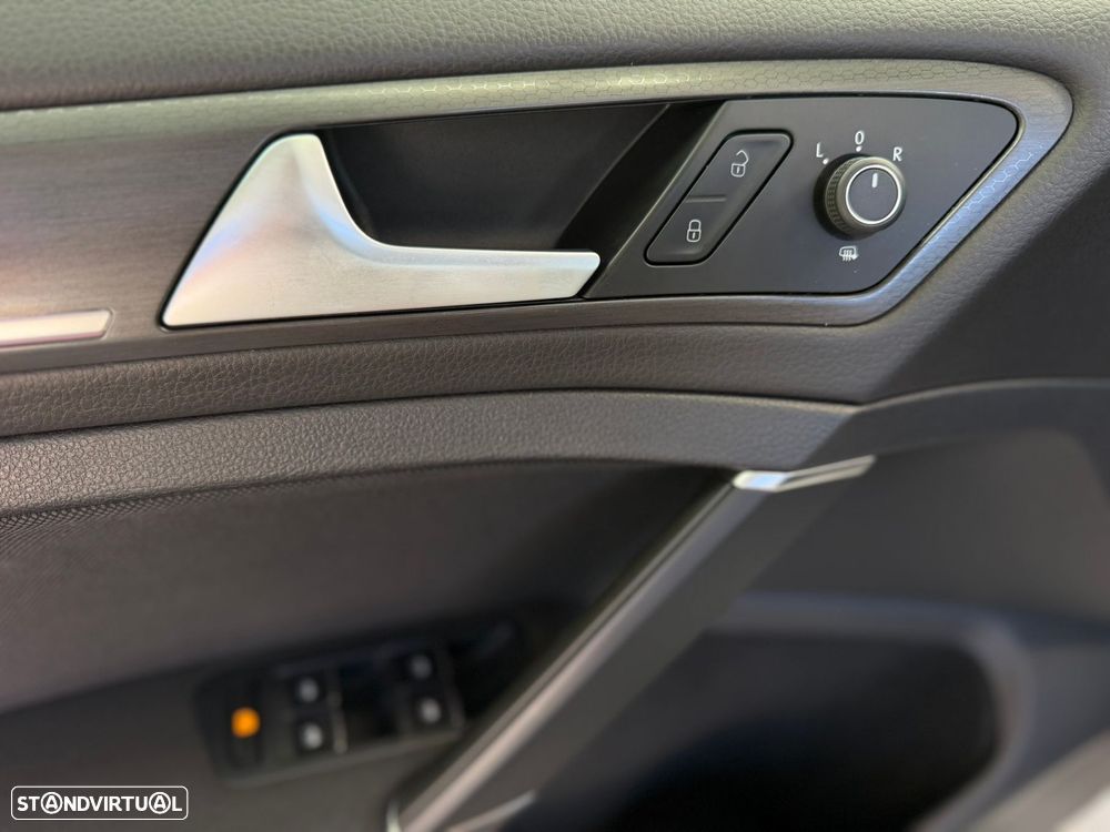 VW Golf 2.0 TSI GTI DSG Performance - 16