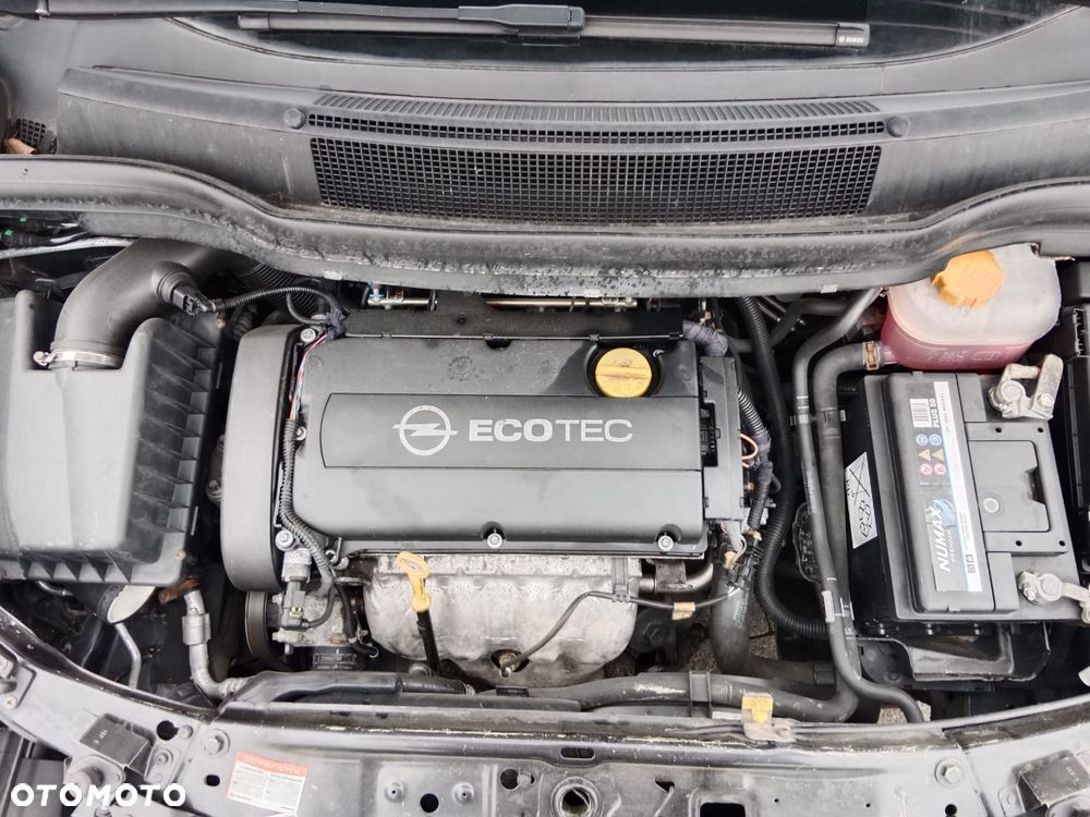 Opel Zafira 1.8 Active - 20