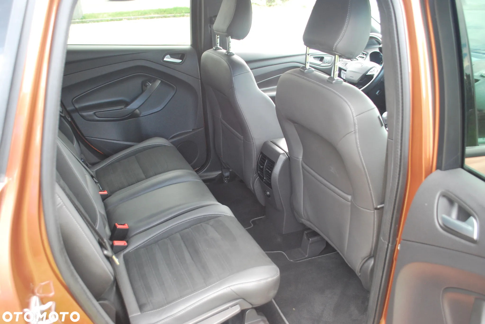 Ford Kuga - 9
