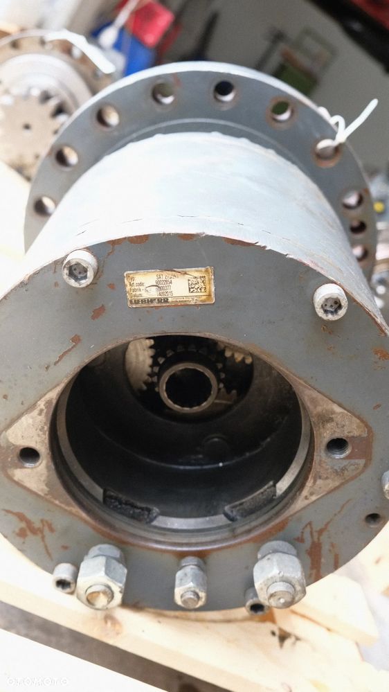 reduktor obrotu SAT 215/251 do koparki liebherr A314,A316 ,R313,R317 R 900,R902 - 4