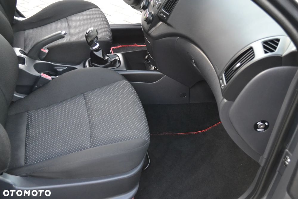 Hyundai i30 i30cw 1.4 Comfort - 34