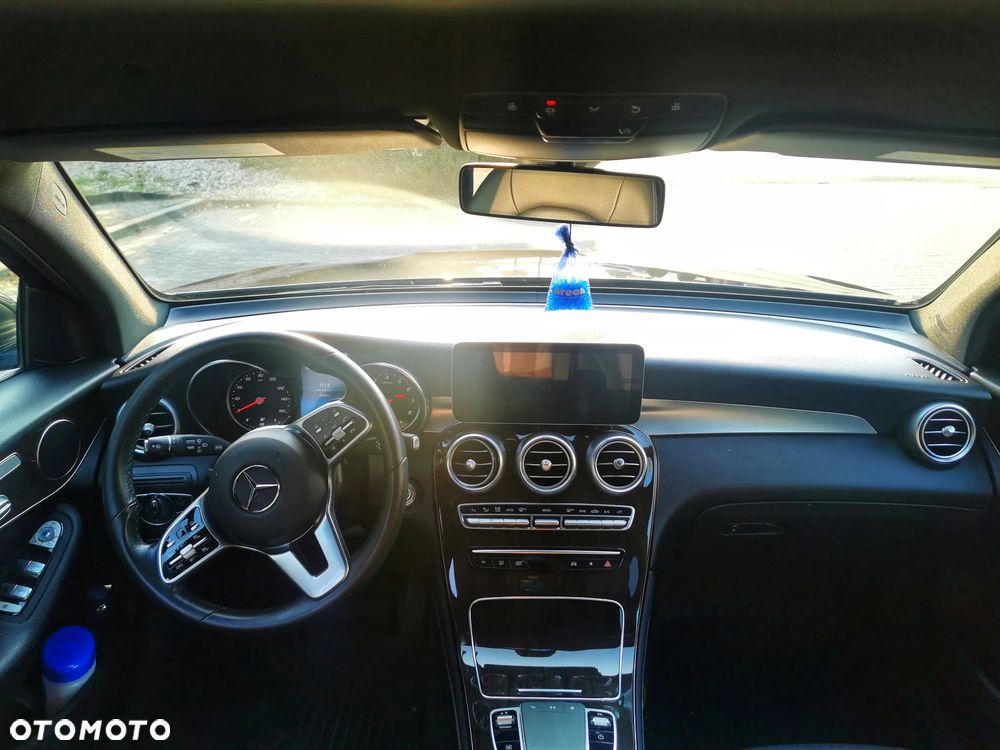 Mercedes-Benz GLC 300 4Matic 9G-TRONIC - 23