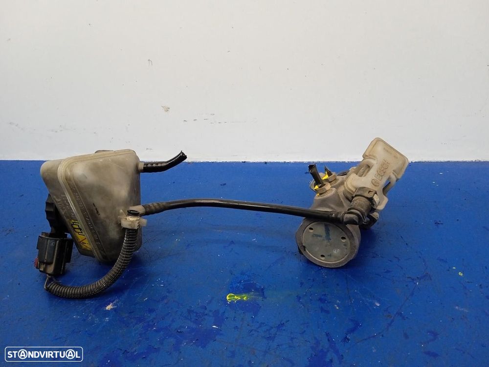 BOMBA TRAVÃO FORD FOCUS 1999 -210399 - 1