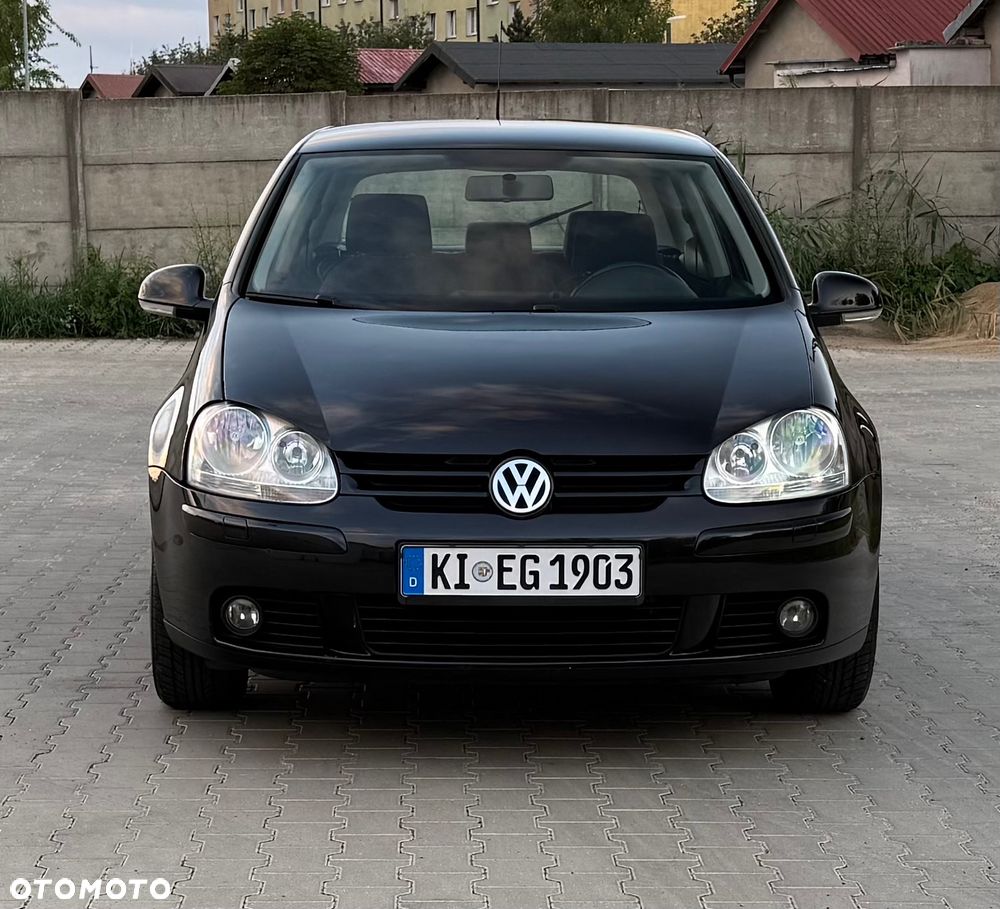 Volkswagen Golf - 6
