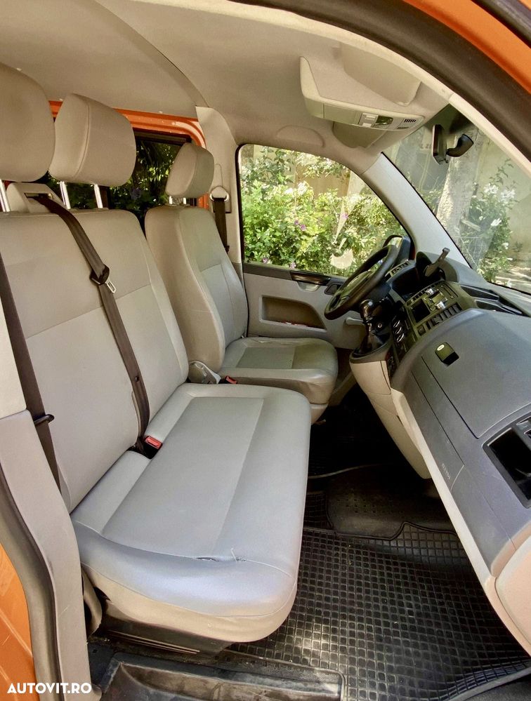 Volkswagen Transporter - 4