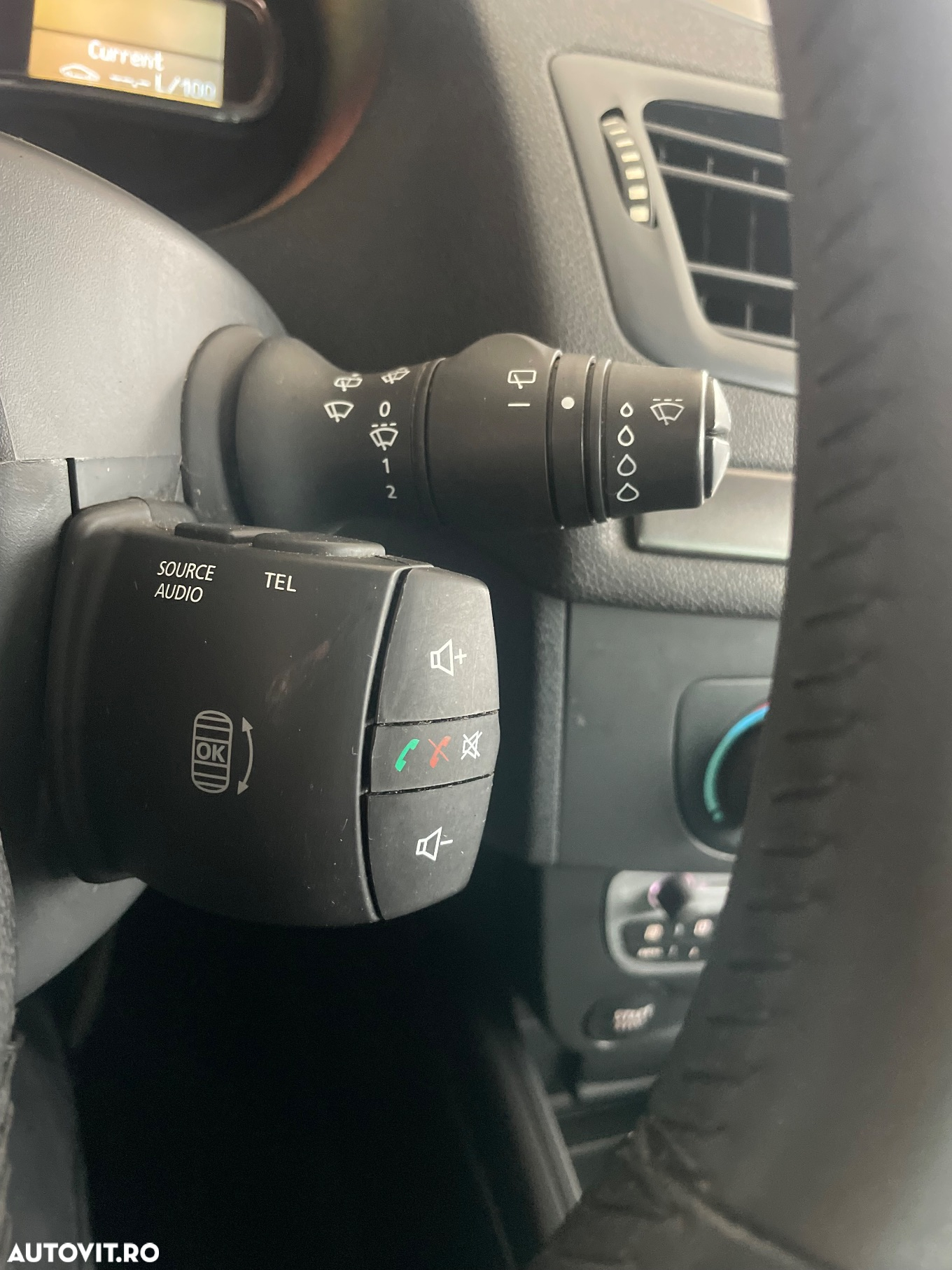 Renault Megane III Coupe 1.5 dCi Color Edition - 10