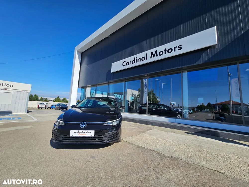 Volkswagen Golf 1.0 eTSI DSG MHEV Life - 1