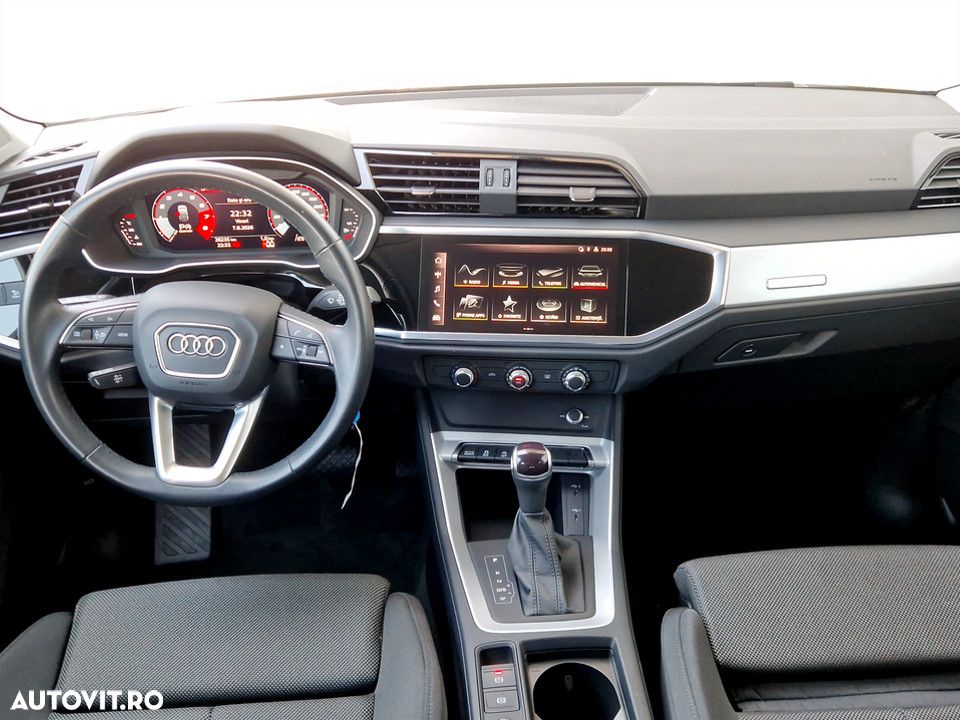 Audi Q3 35 TFSI S tronic - 14